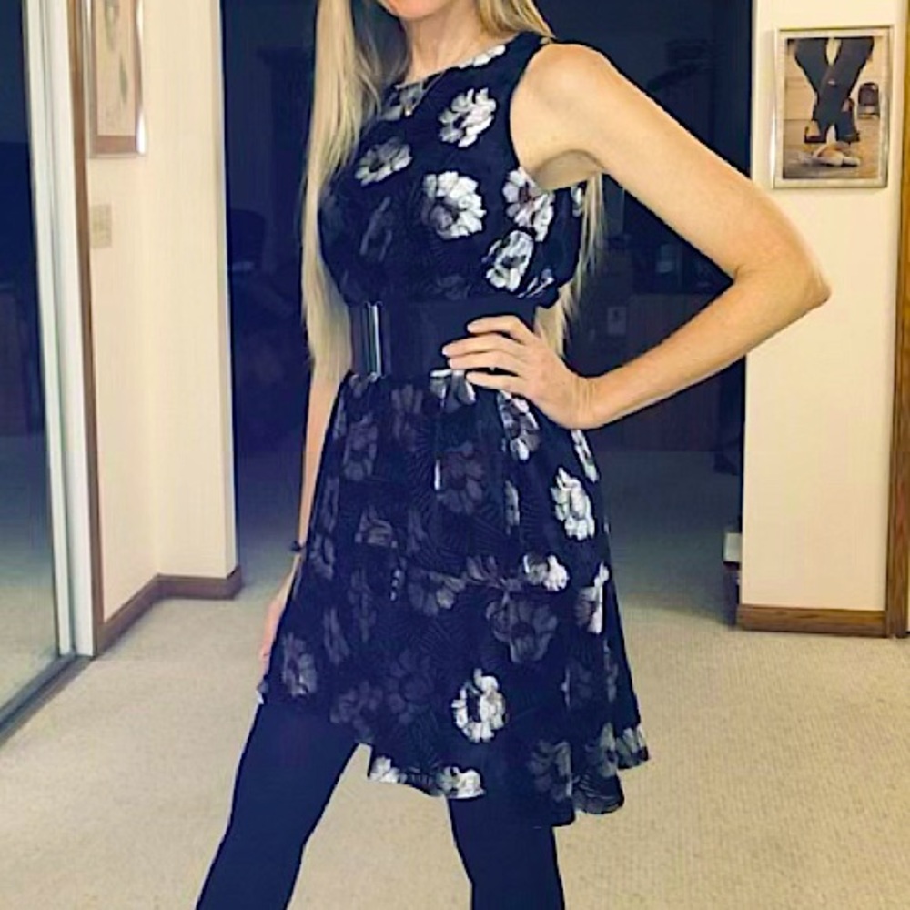 NWOT Loft Velvet Floral Dress